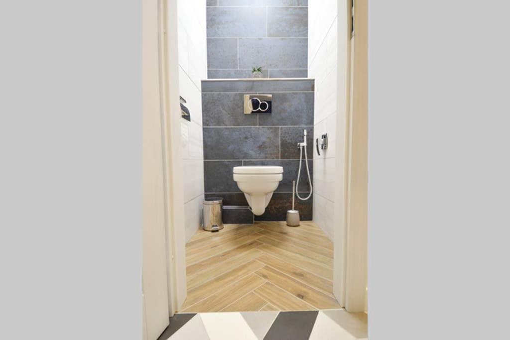 Brandly New Apartment Andel Prague Ngoại thất bức ảnh